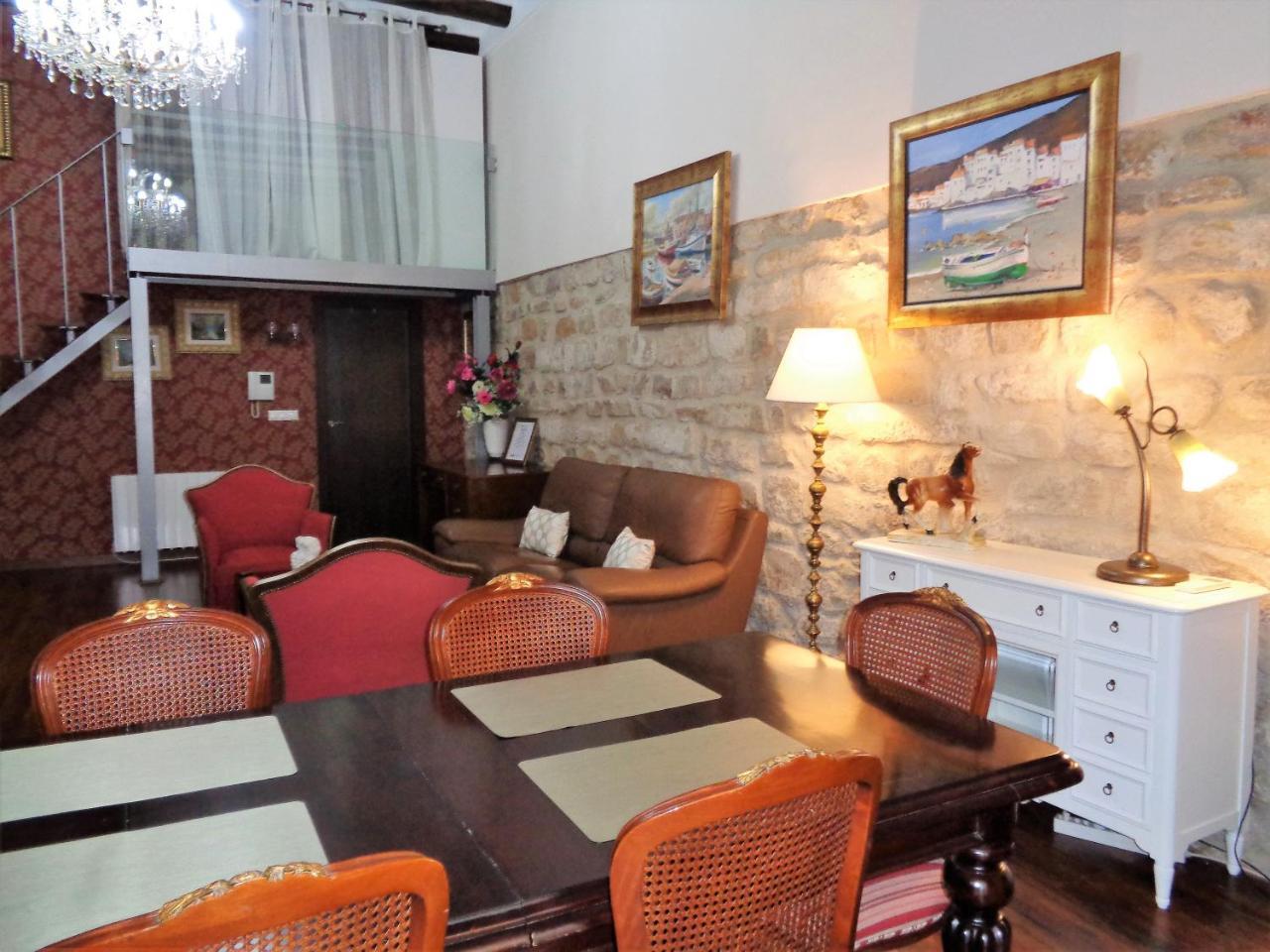 Luz Del Renacimiento Ubeda Apartment Bagian luar foto