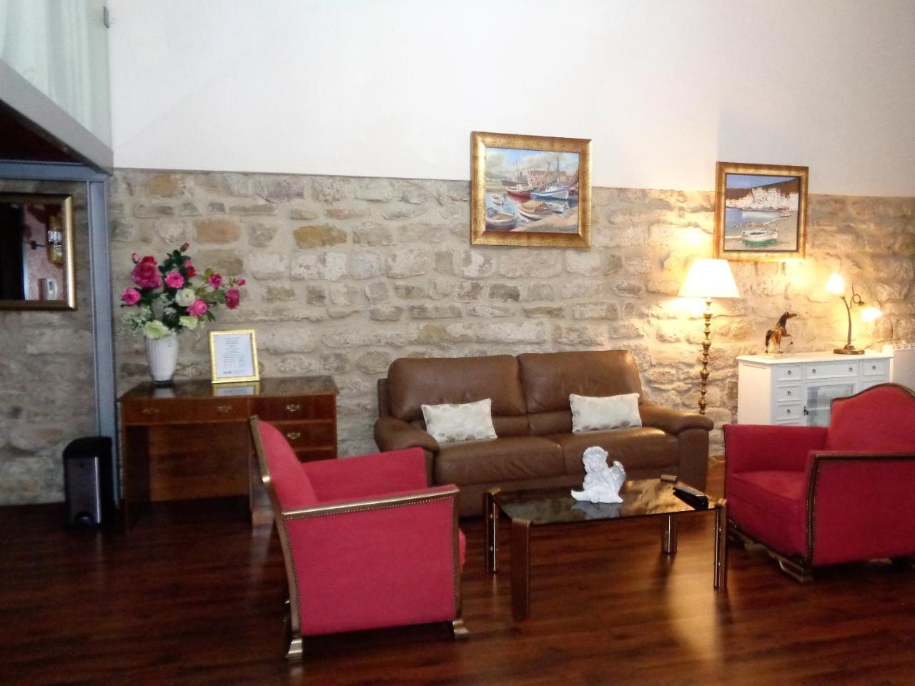 Luz Del Renacimiento Ubeda Apartment Bagian luar foto