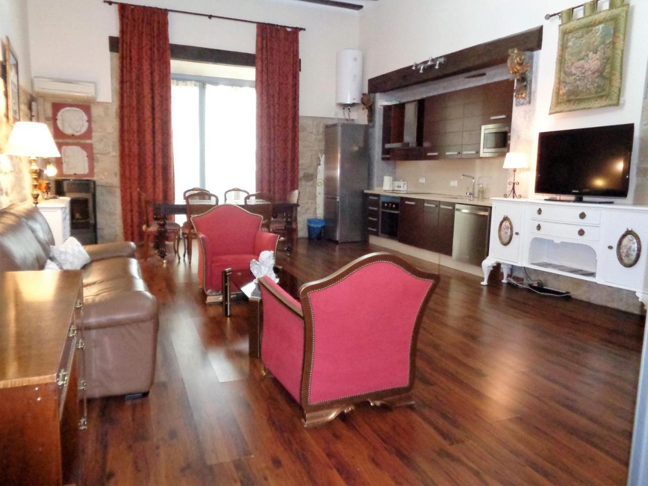 Luz Del Renacimiento Ubeda Apartment Bagian luar foto